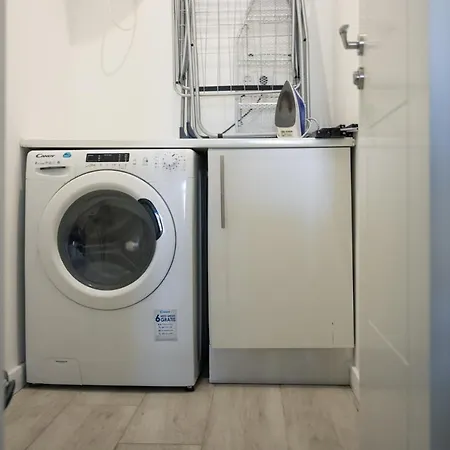 Velarde Center One Apartamento *